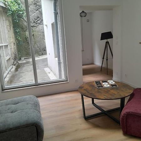Appartement 75M2 Plein Centre Face A La Mairie Morlaix Extérieur photo