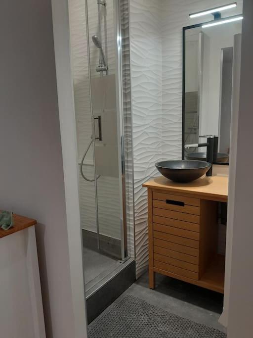 Appartement 75M2 Plein Centre Face A La Mairie Morlaix Extérieur photo